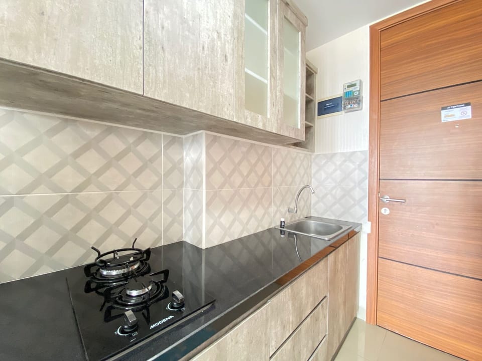 Room | Private kitchen | Fridge, stovetop, dishwasher, cookware/dishes/utensils