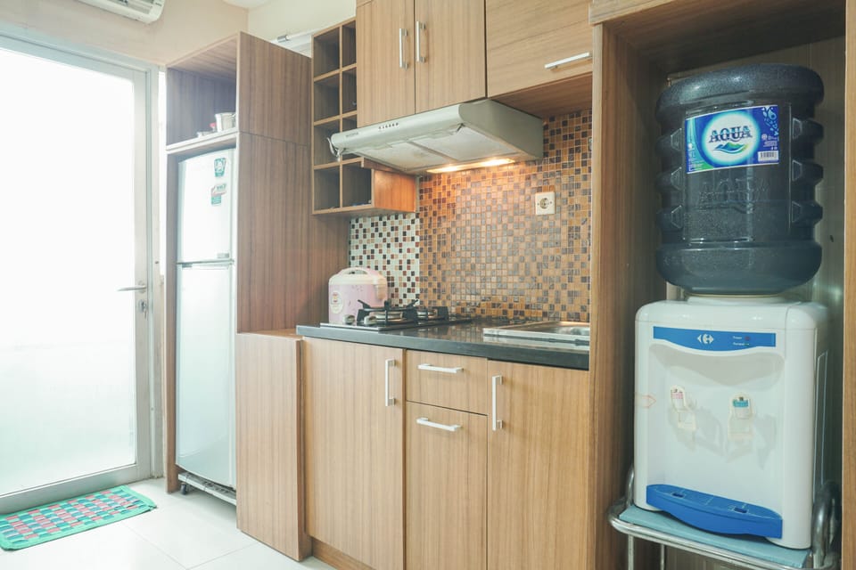 Room | Private kitchen | Fridge, stovetop, dishwasher, cookware/dishes/utensils