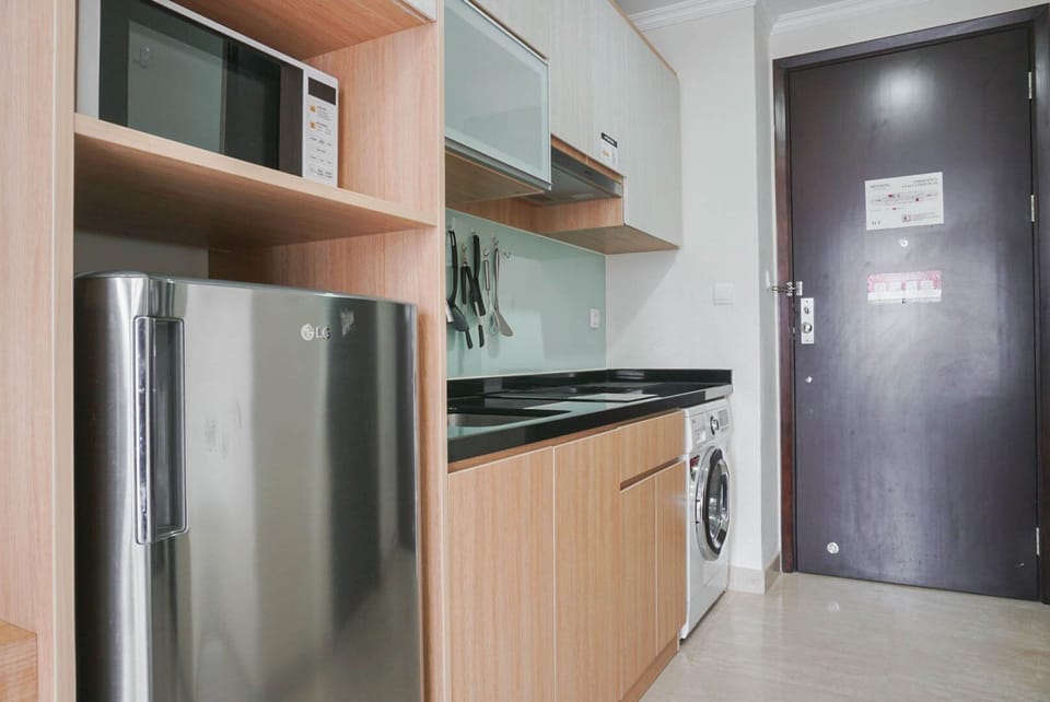 Room | Private kitchen | Fridge, microwave, stovetop, rice cooker