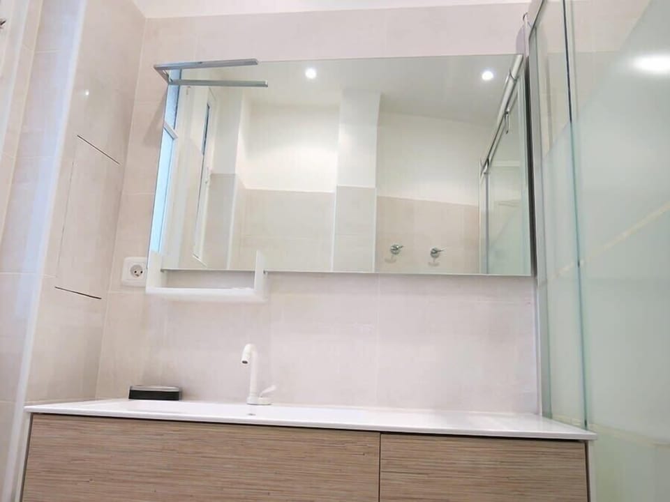 Salle de bains Champs Elysees Argentine CityCosy