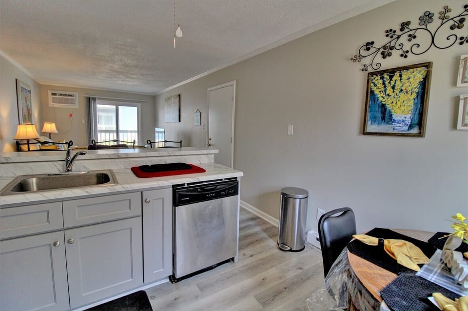 Kitchen 2