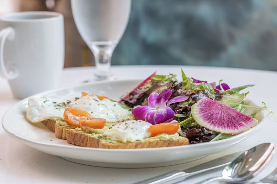 Daily cooked-to-order breakfast for a fee
