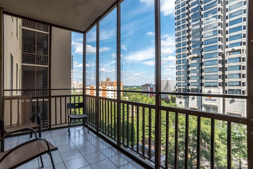 Balcony with good review