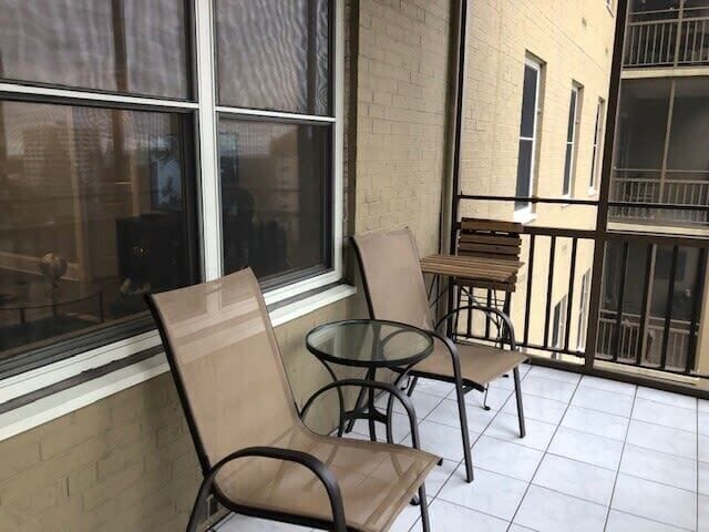 Balcony with good review