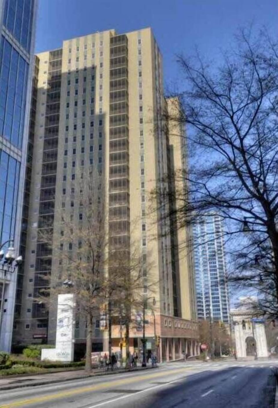 Peachtree Tower building