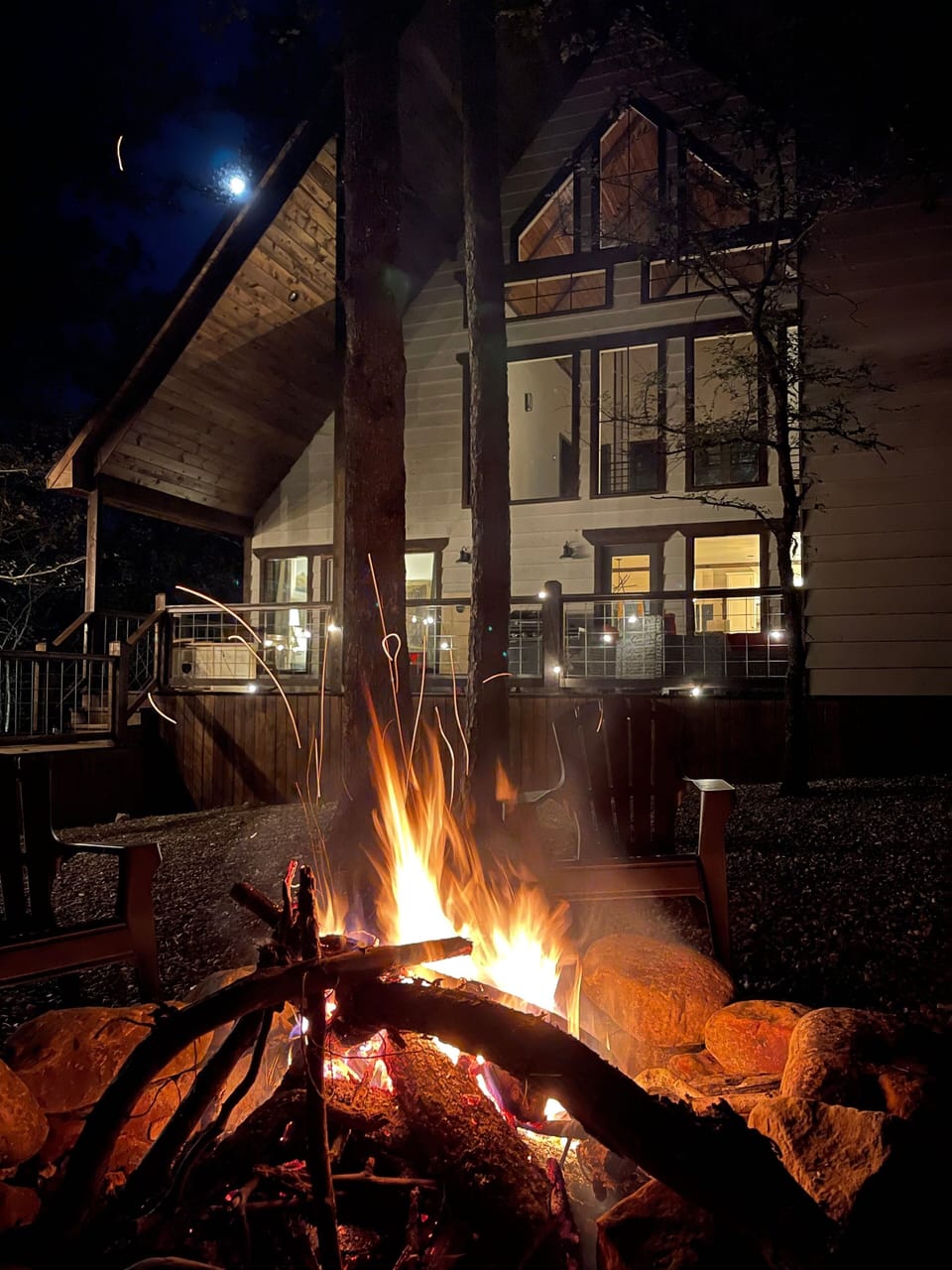 Beautiful evening at the cabin with a campfire and full moon to wrap up the day!