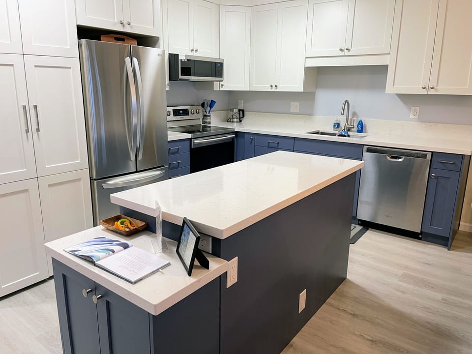 Fully-renovated, fully stocked kitchen with new pots, pans, knives and more