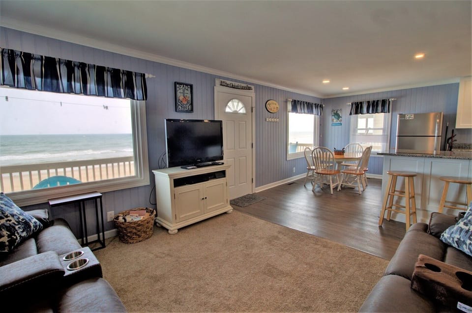 Living Room 3