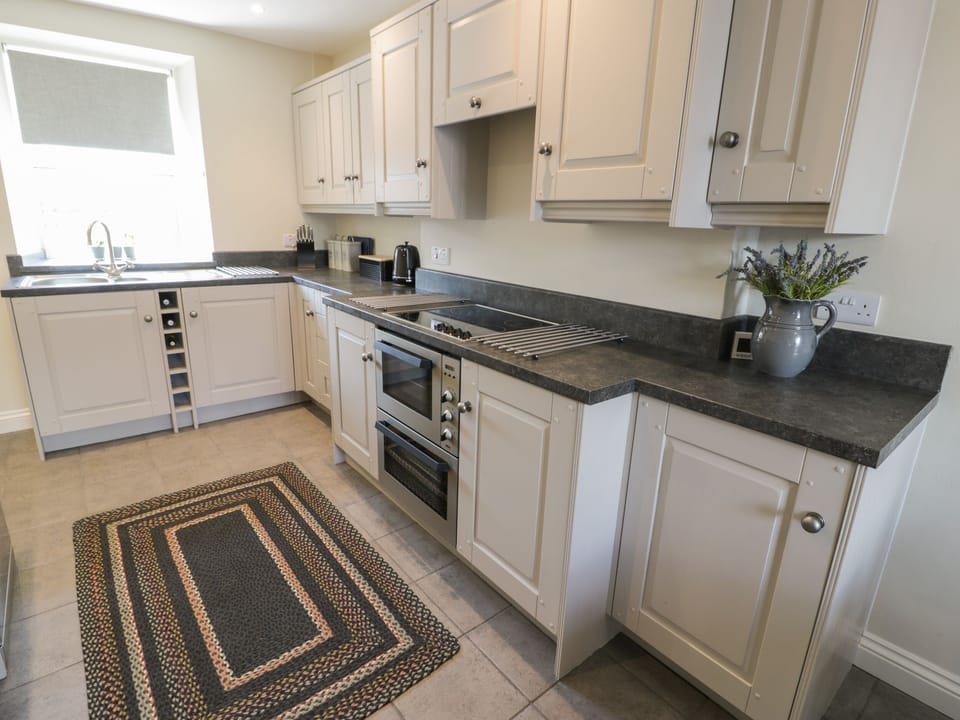 Cottage | Interior