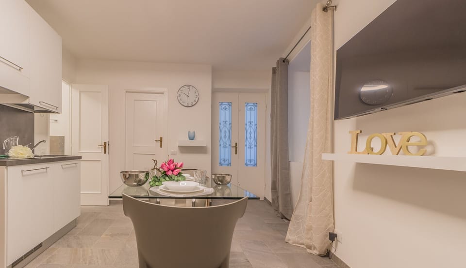 CASA-CAMELIA-VARENNA-VARENNAHOLIDAYS-RENTAL-HOLIDAY-HOME