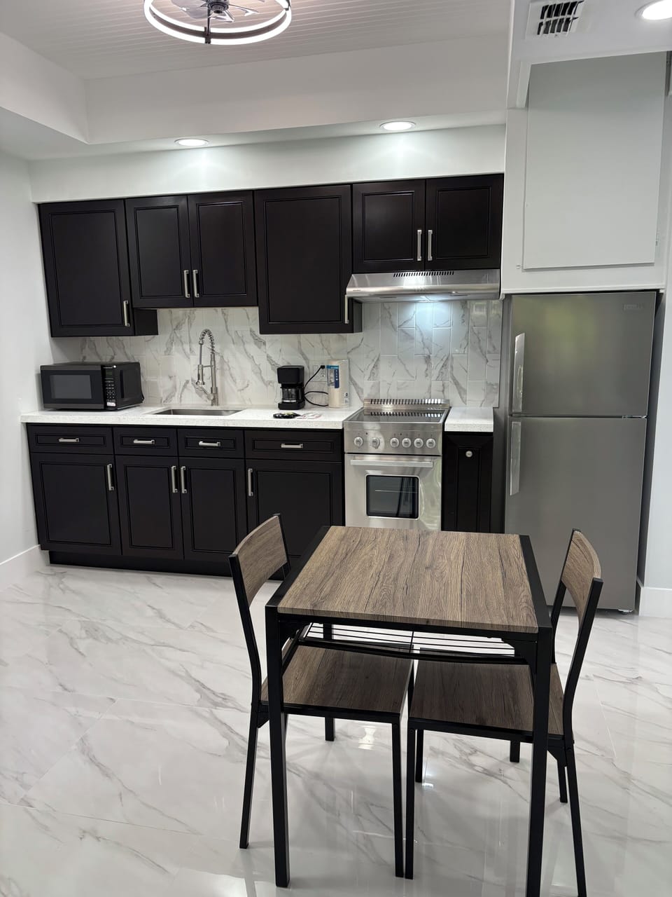 Luxury Apartment | Private kitchen | Shared fridge