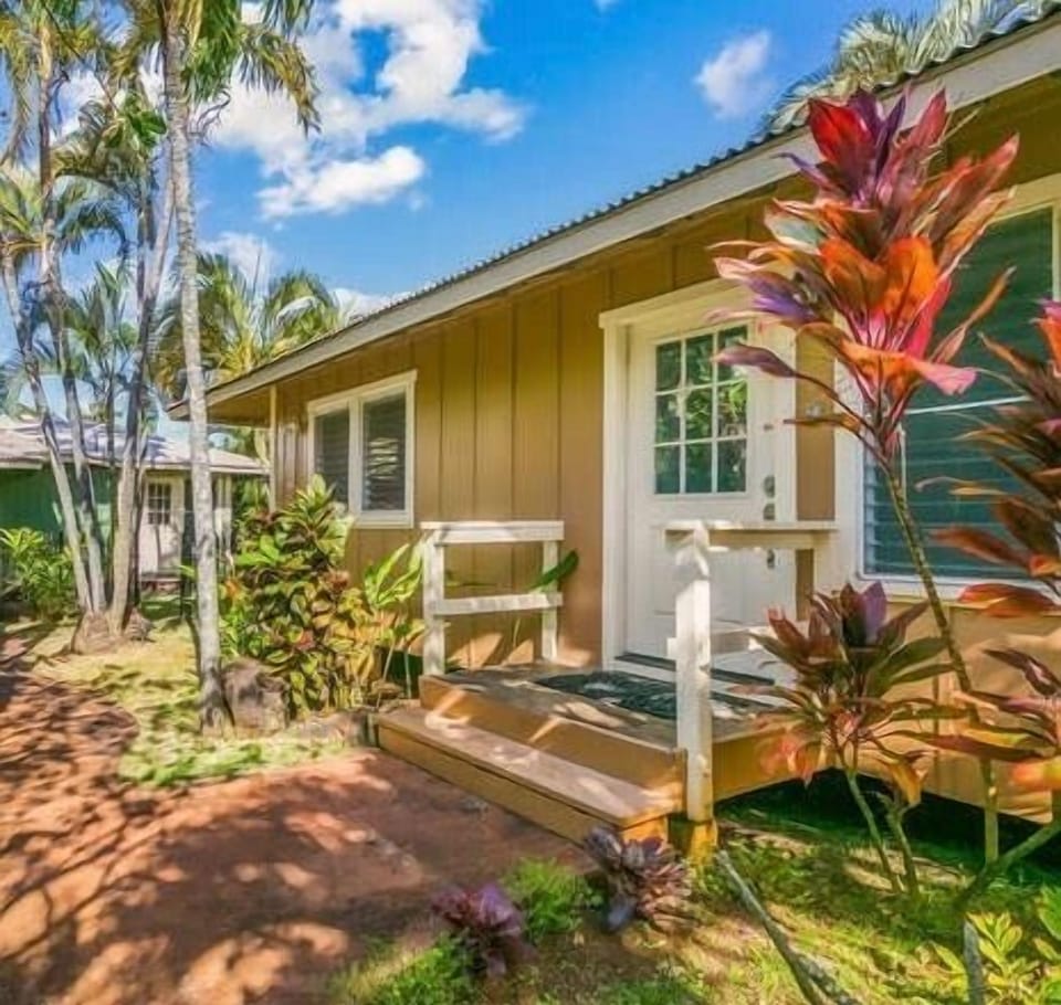 Surf Bungalow 