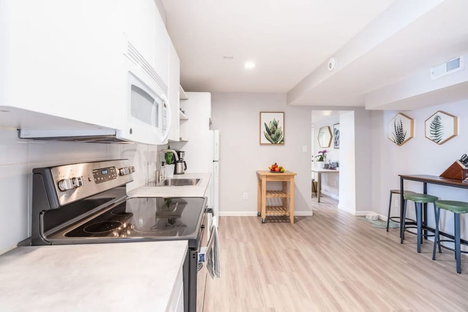 Fully equipped kitchen
