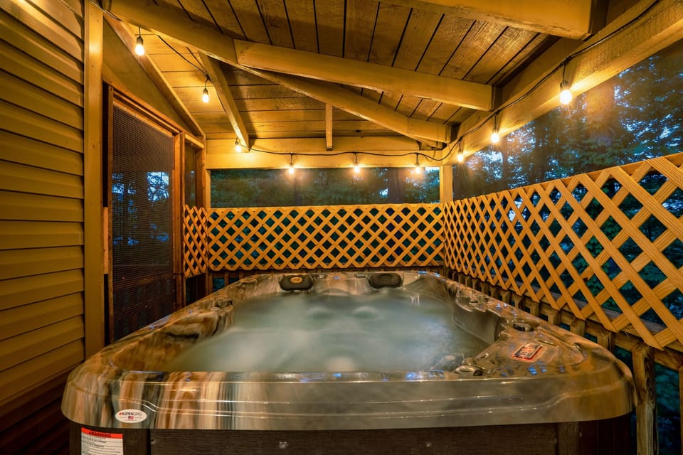 Indoor spa tub
