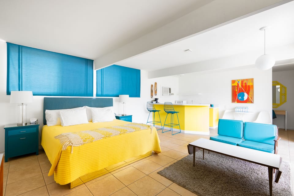 Suite 5 is mid-century Palm Springs perfection.