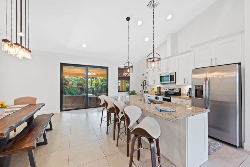 Breakfast bar