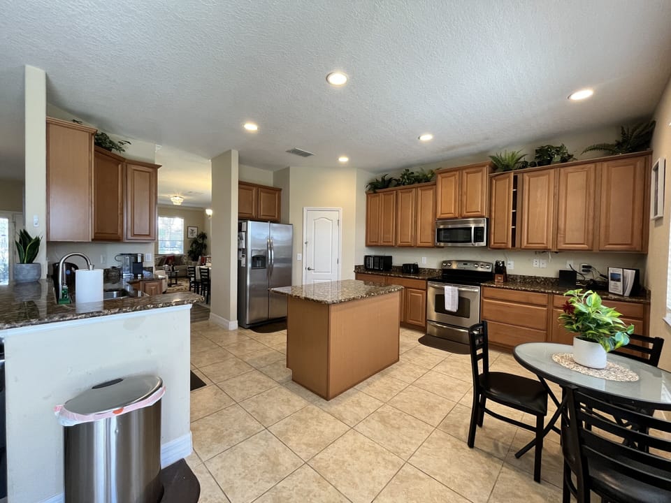 Kitchen/Breakfast Room