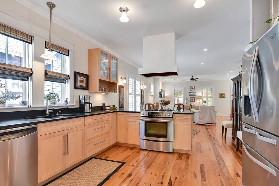 Kitchen fully stocked with everything needed to cook your favorite meals
