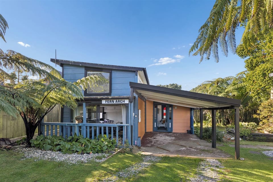 fern arch cottage with carport parking underneath