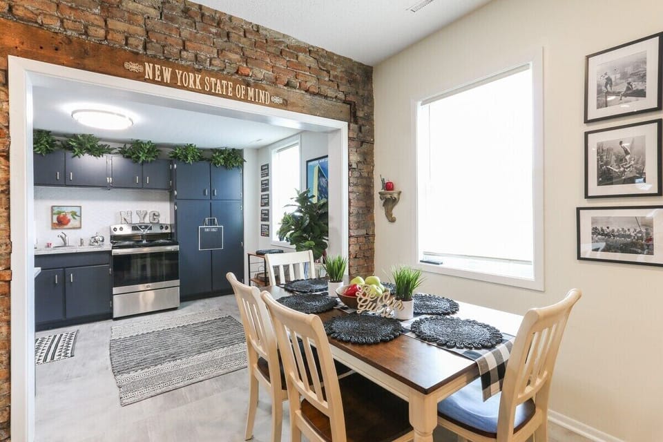 Dining table, kitchen