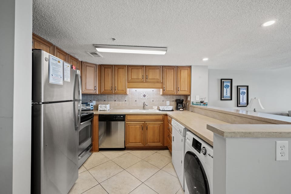 A fully stocked kitchen makes meal preparation a breeze.