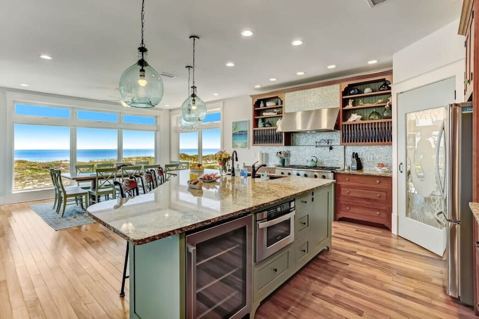 Ocean view chef`s kitchen - open to living room and dining room