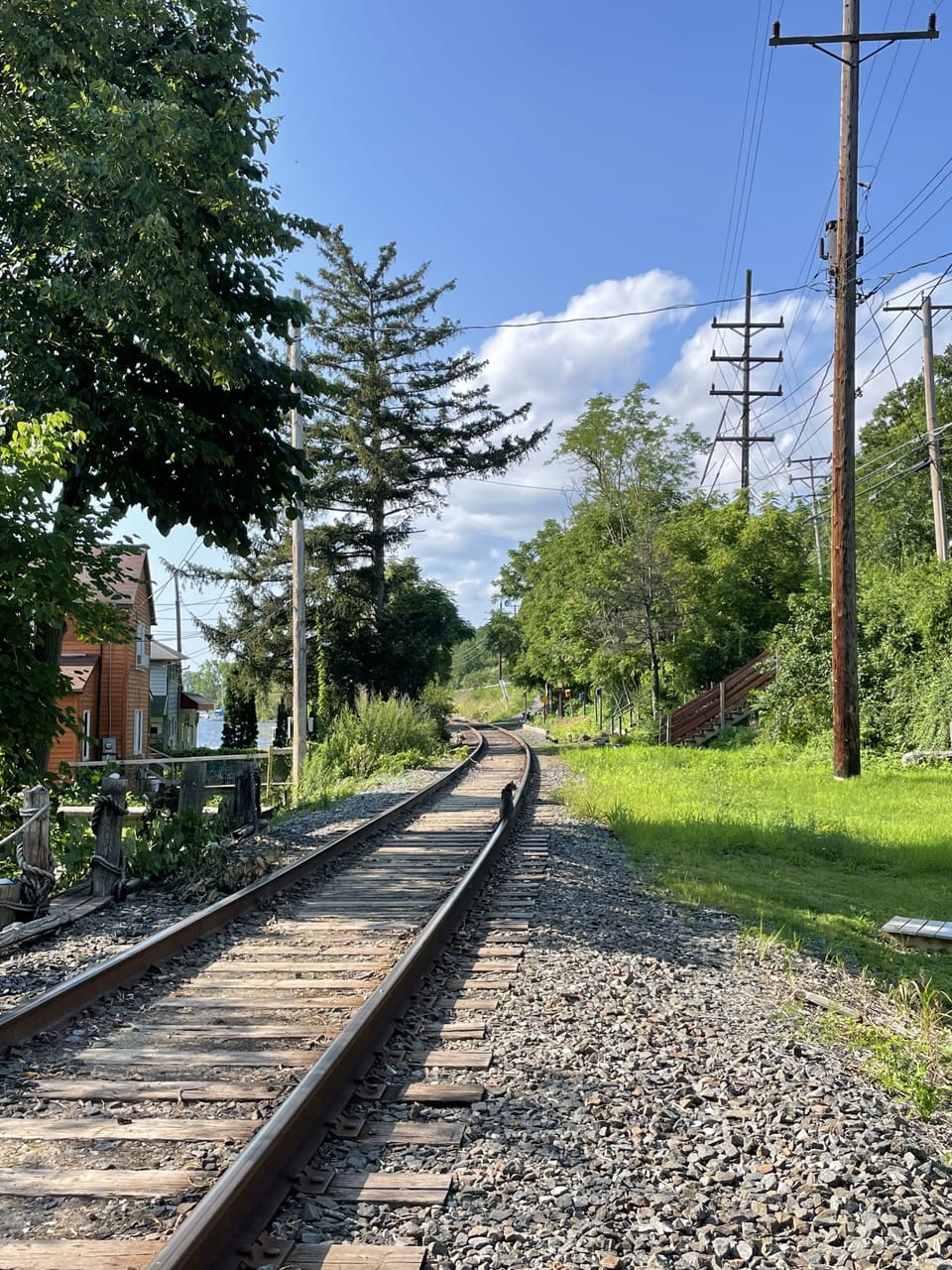 There is only one street parking spot available! Must be able to parallel Park!
