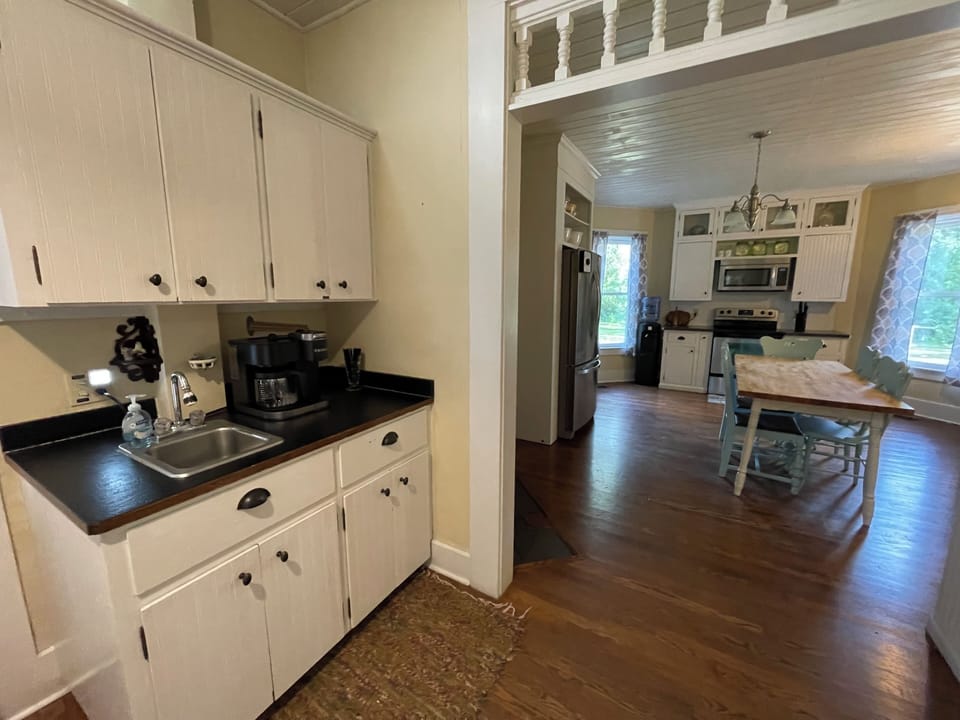 Coffee Station with Keurig Duo.  Makes single serve or carafe coffee. 