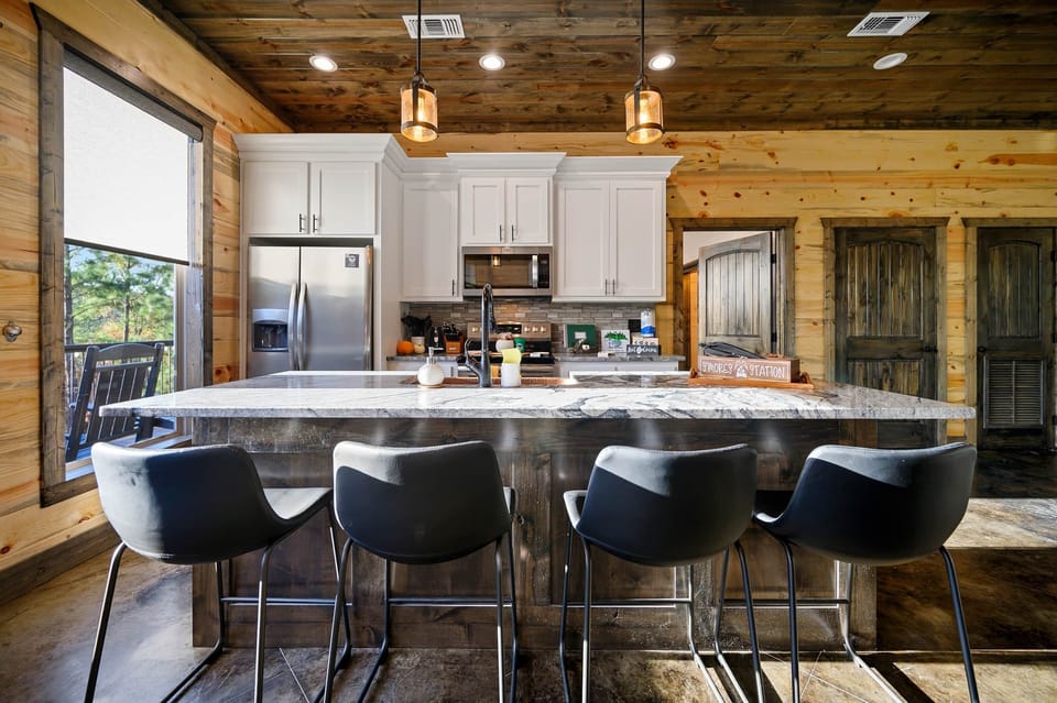 Bar top in kitchen