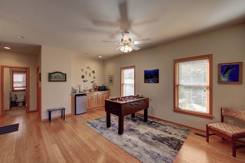 Downstairs Game Area with Wet Bar
