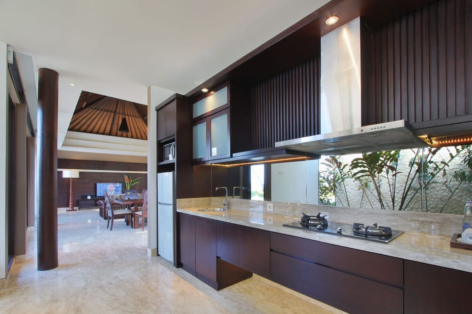 Full-size fridge, microwave, coffee/tea maker