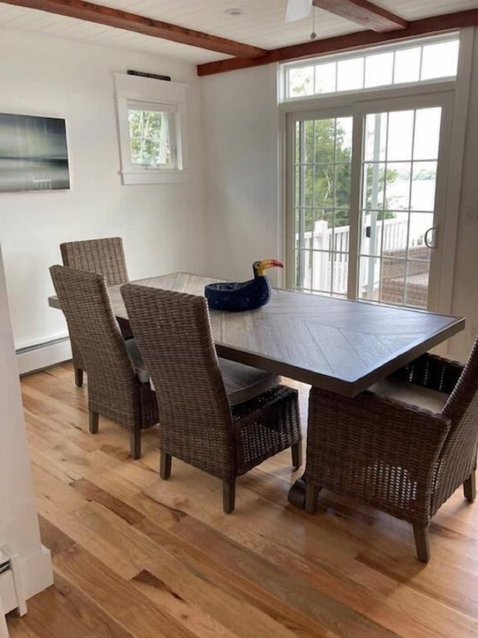 Dining table, with stunning ocean views~