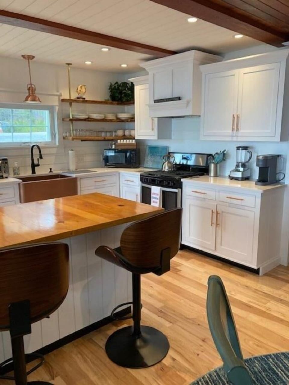 Fully equipped kitchen~