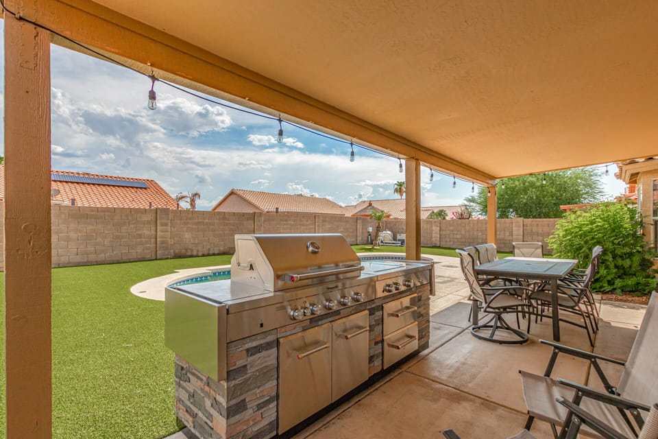 Amazing outdoor space for you to enjoy!