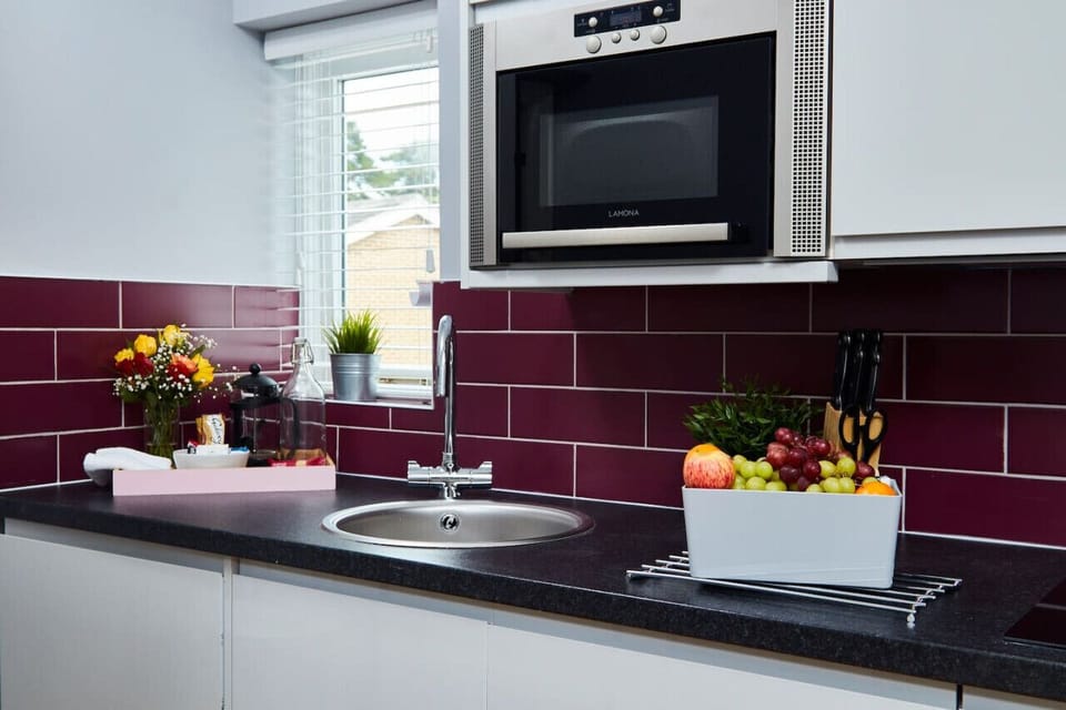 Bright & Airy Kitchen