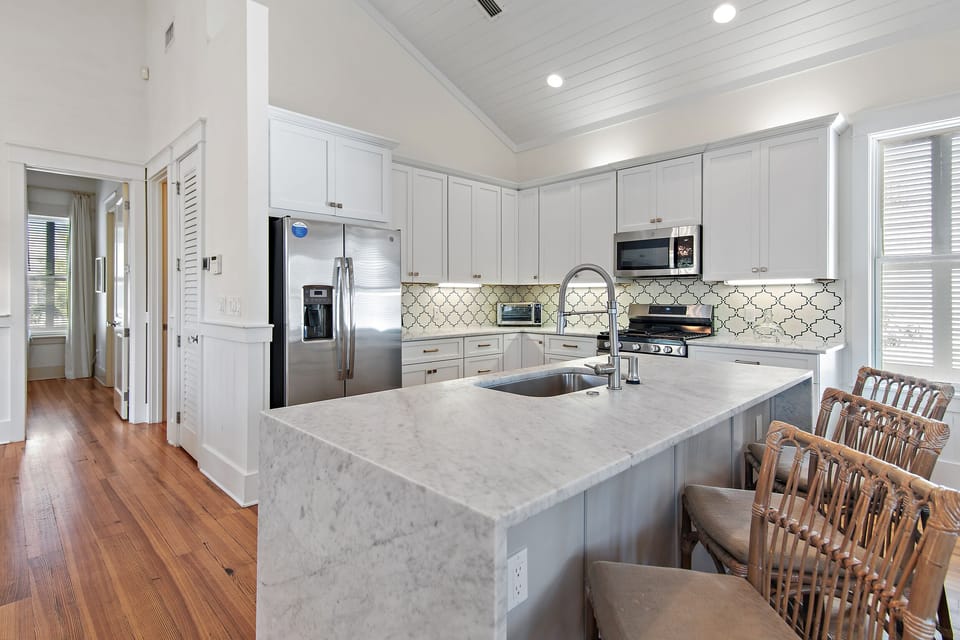 Watercastle - Water Color - Second Floor - Kitchen