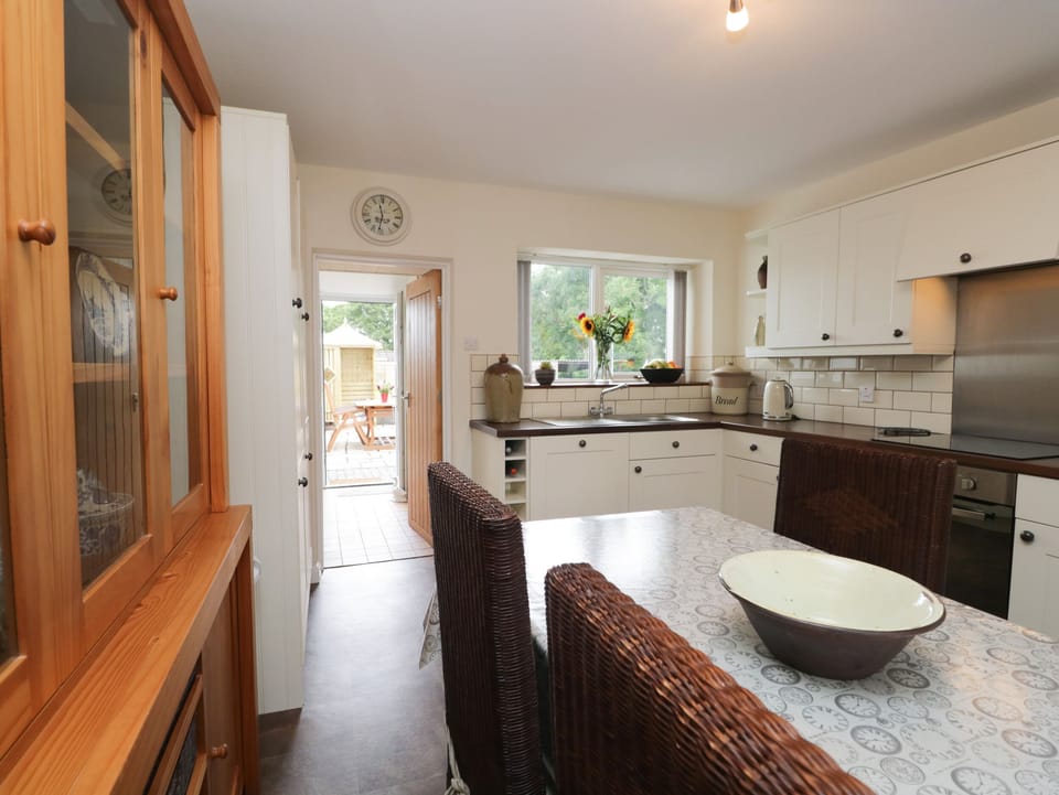 Cottage | Interior