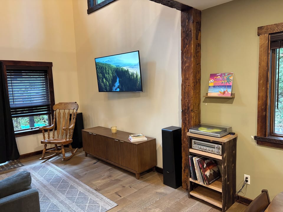 Enjoy a curated vinyl collection & unwind in a thoughtfully designed space.