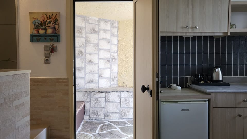 Apartment, 2 Bedrooms, Balcony, Garden View | Interior