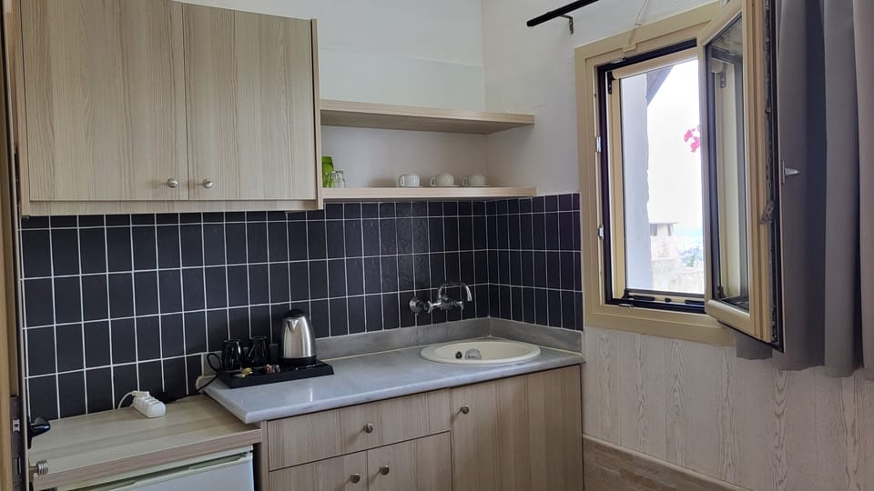 Apartment, 2 Bedrooms, Balcony, Garden View | Interior