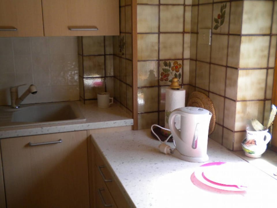 Apartment, 2 Bedrooms, Smoking, Balcony | Interior
