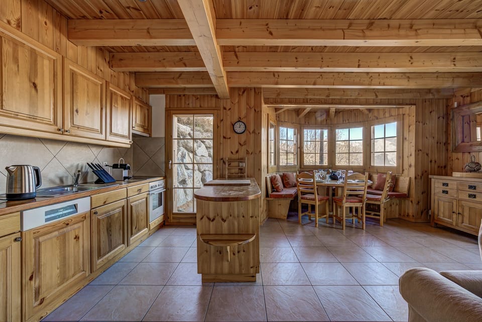 Kitchen-dining room
