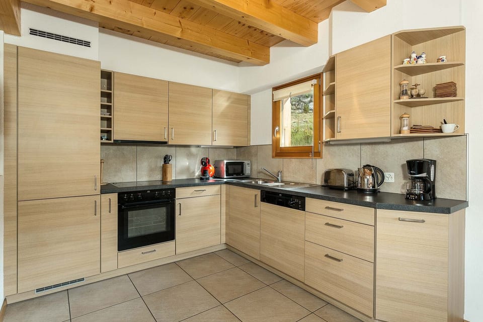 Open kitchen