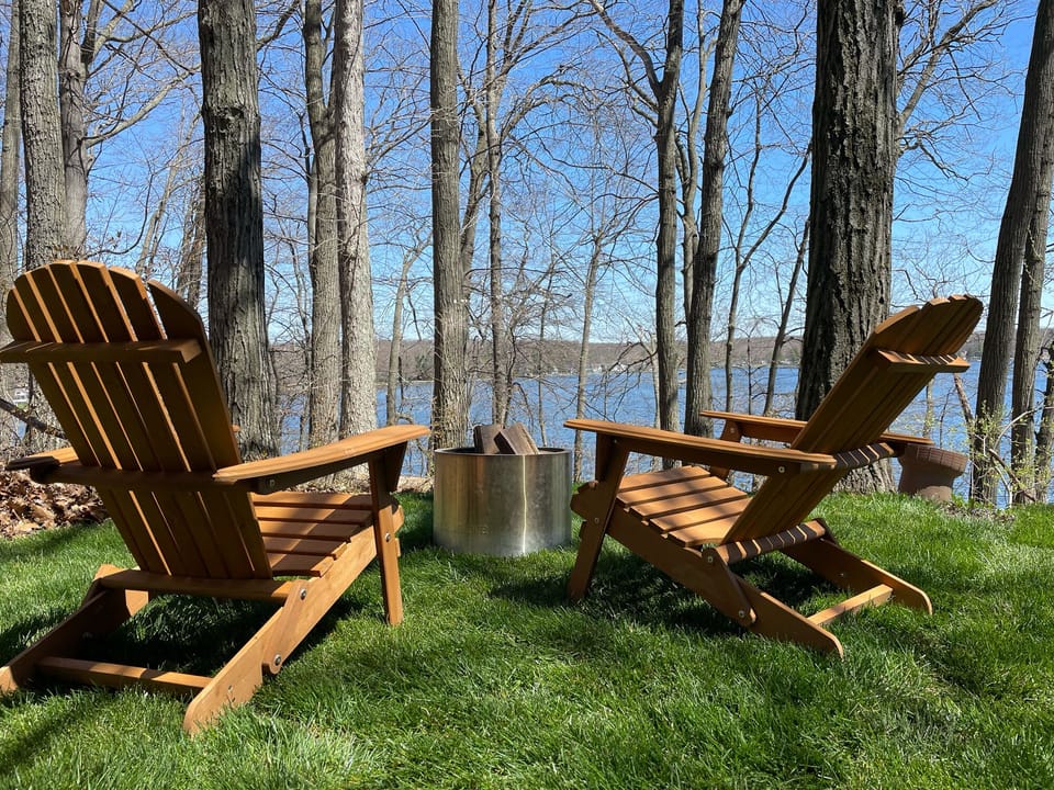 View from side of the house over lake