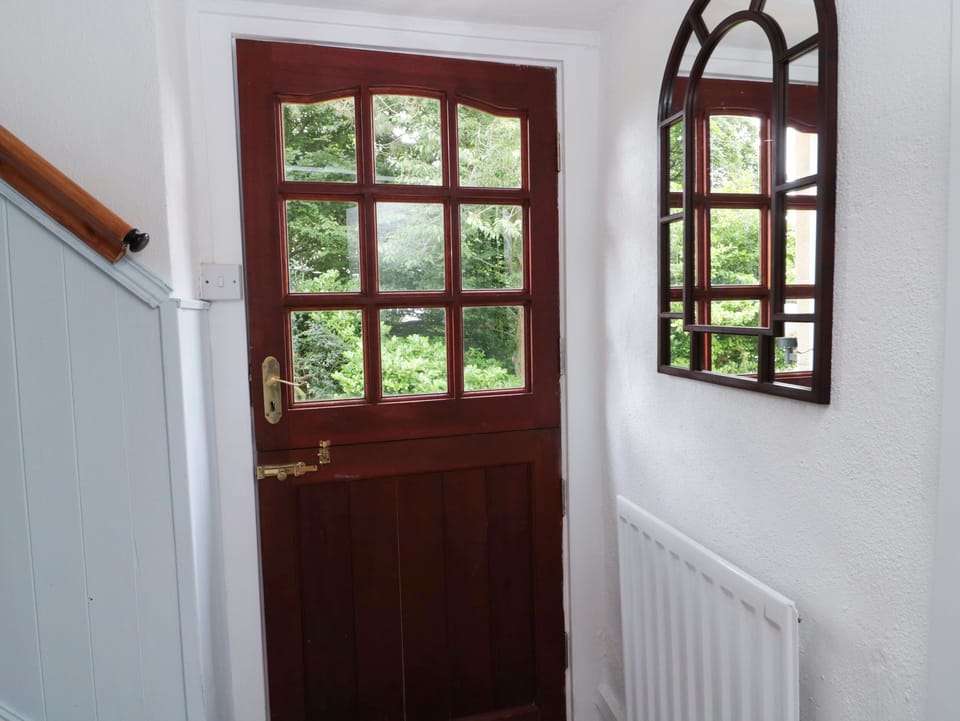 Cottage | 2 bedrooms, individually decorated, individually furnished, free WiFi