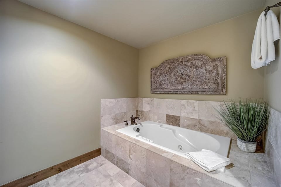 Master bath.