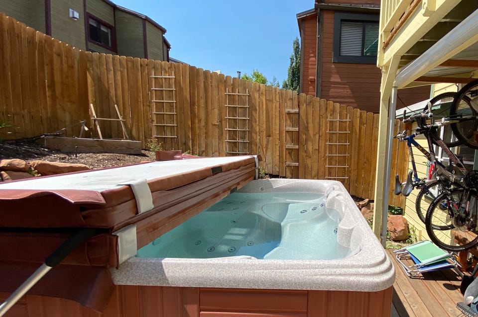 Hot tub.