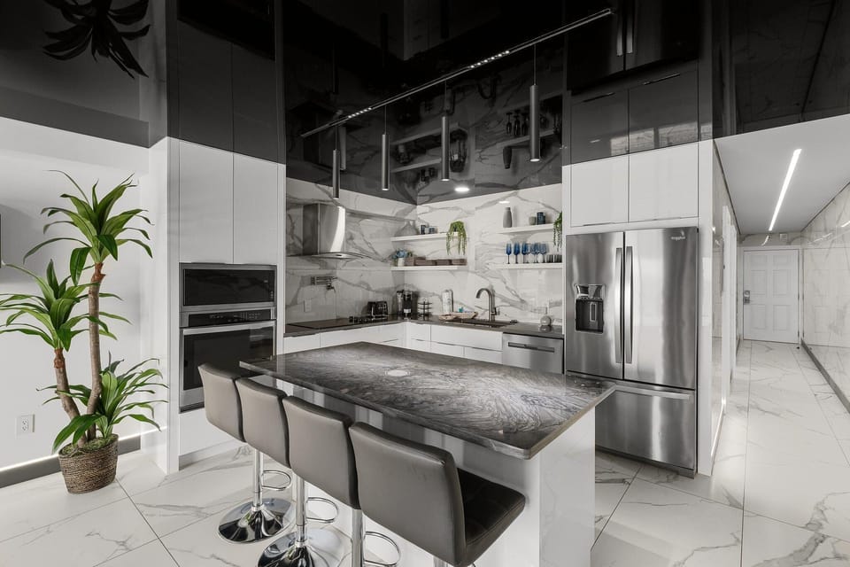 Condo, 1 King Bed with Sofa bed (The Summit 1208 ) | Private kitchen | Oven, toaster