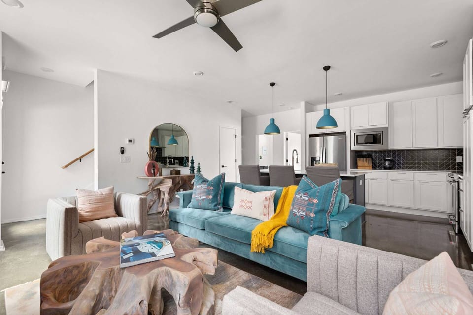 Brilliant Design and Colors with Space for Everyone