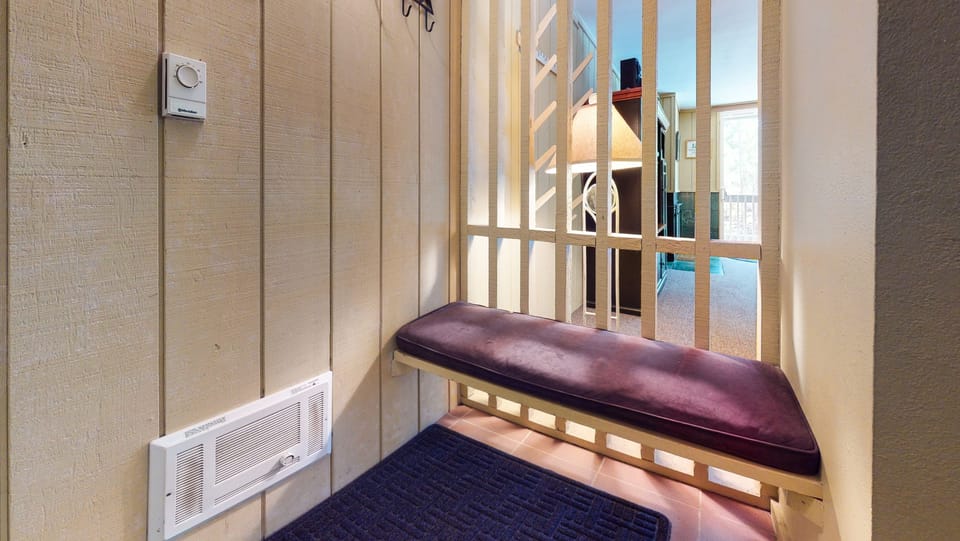 Condo, 2 Bedrooms | Interior
